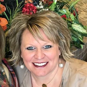 Meet your Posher, Jodee